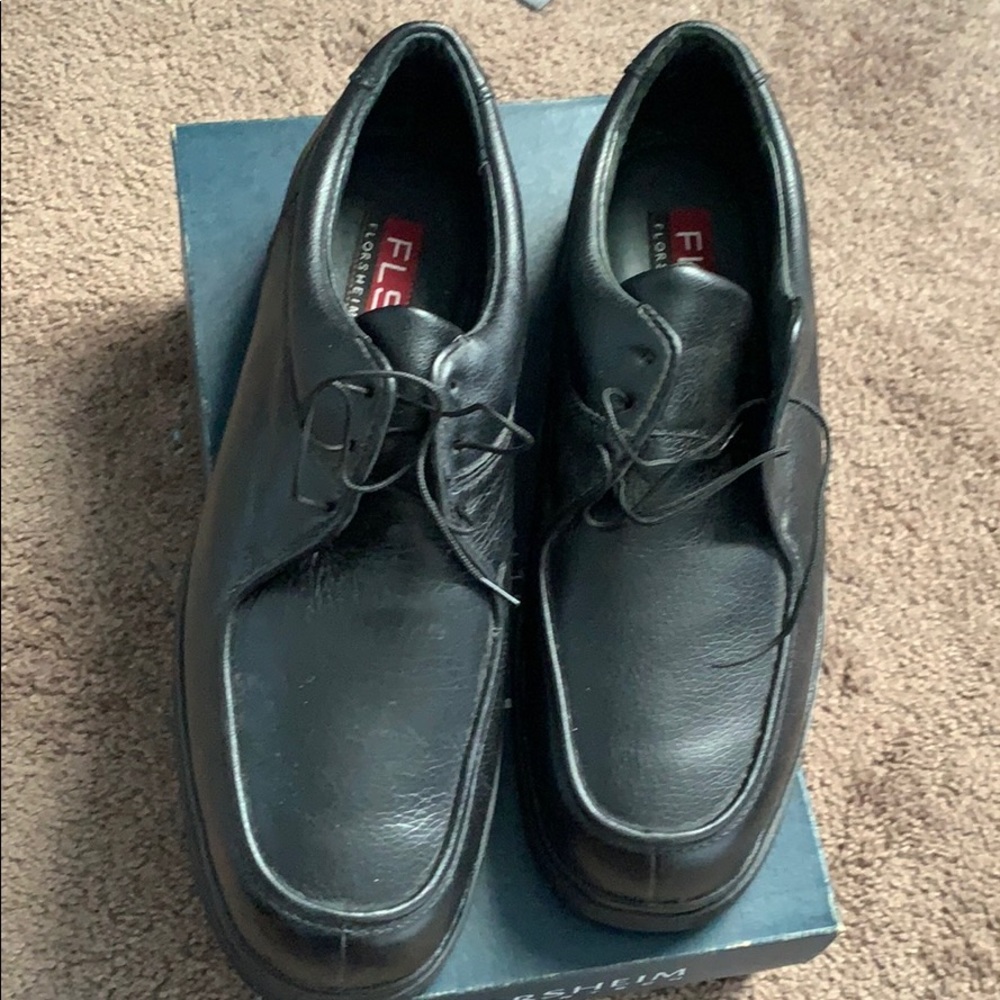 Florsheim Men’s Leather Dress shoes